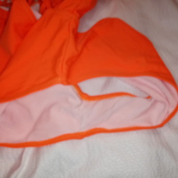 NWOT HIGH LEG CUT OUT ONE PIECE STRAPPY BACK TIE - Picture 10 of 14